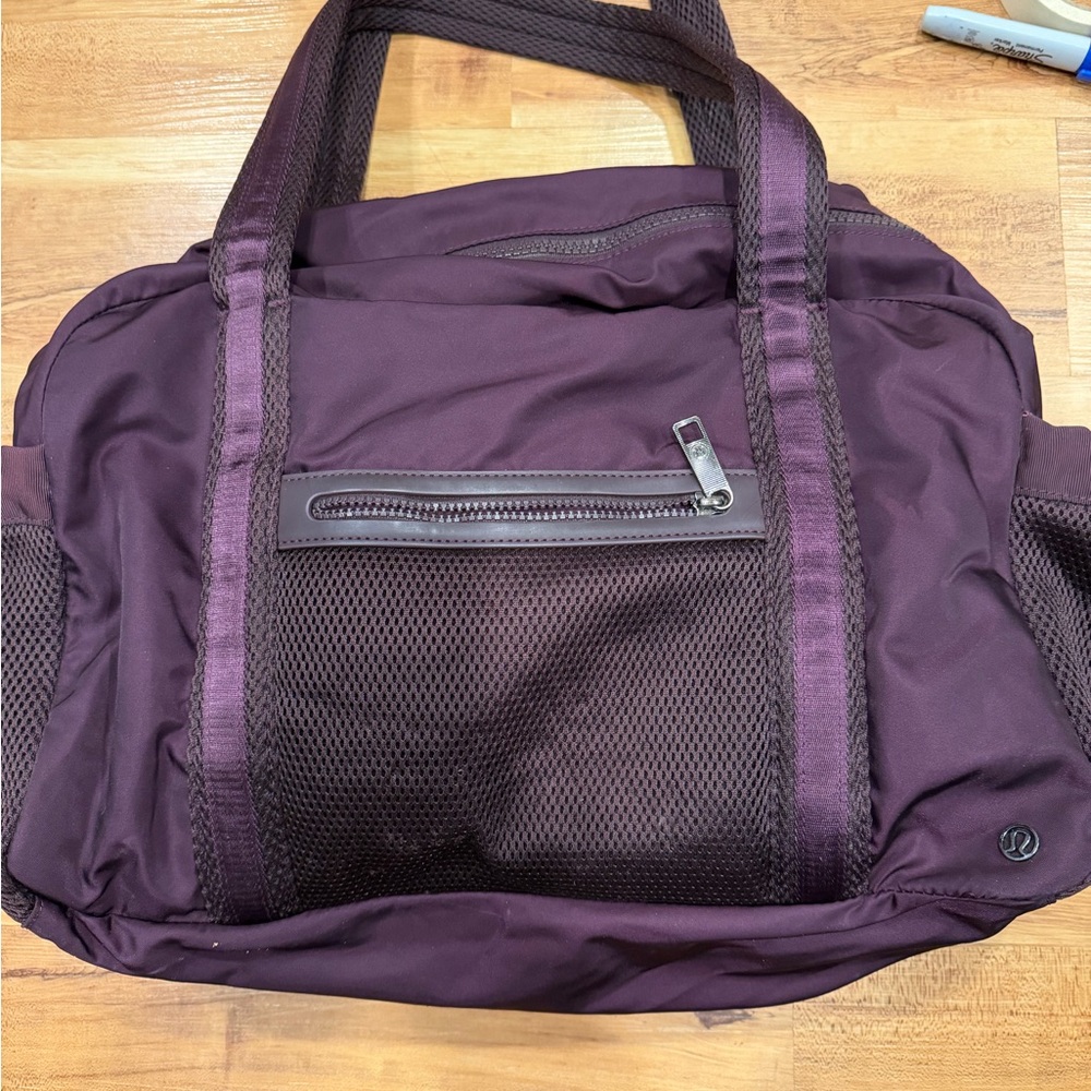 Women’s Lululemon Purple Duffel Bag